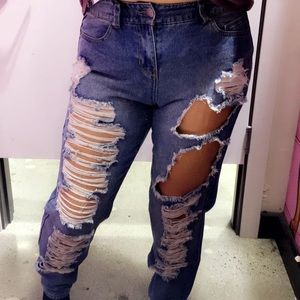 Destroyed Jeans